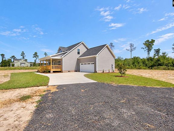3rd image of 1506 Hall Rd