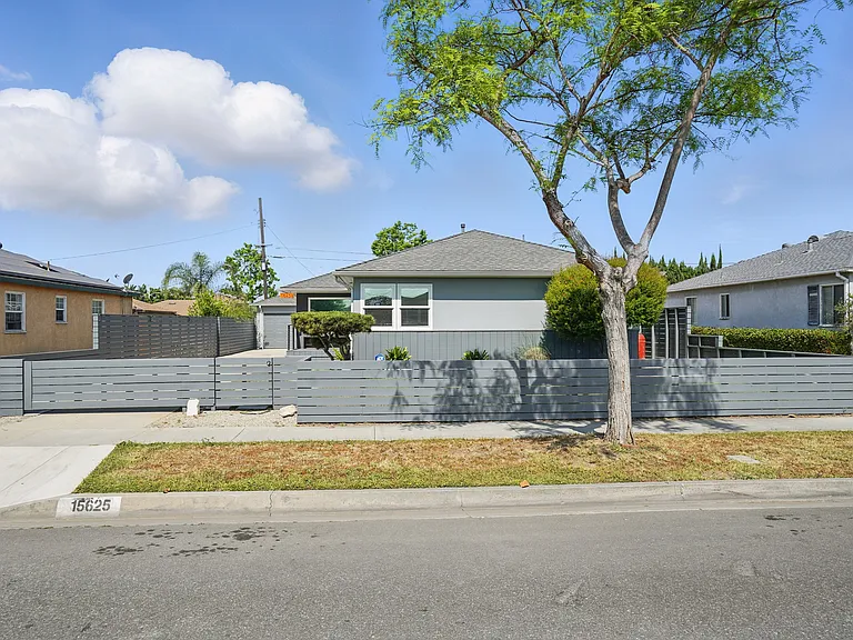 15625 Chadron Ave — Photo 4
