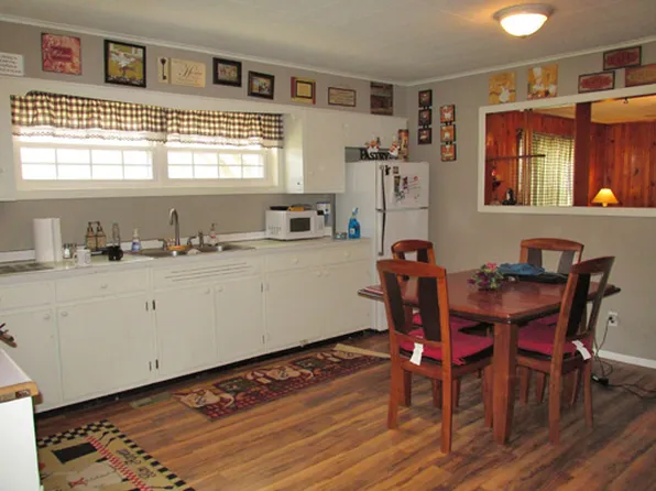 12027 Chap Rd, Twilight, WV 25093