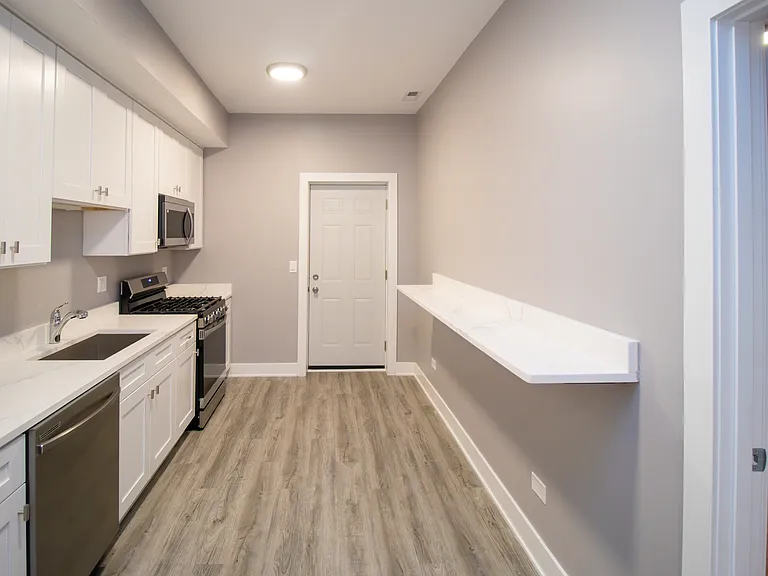 5310-12 S Harper Ave #2S — Photo 2