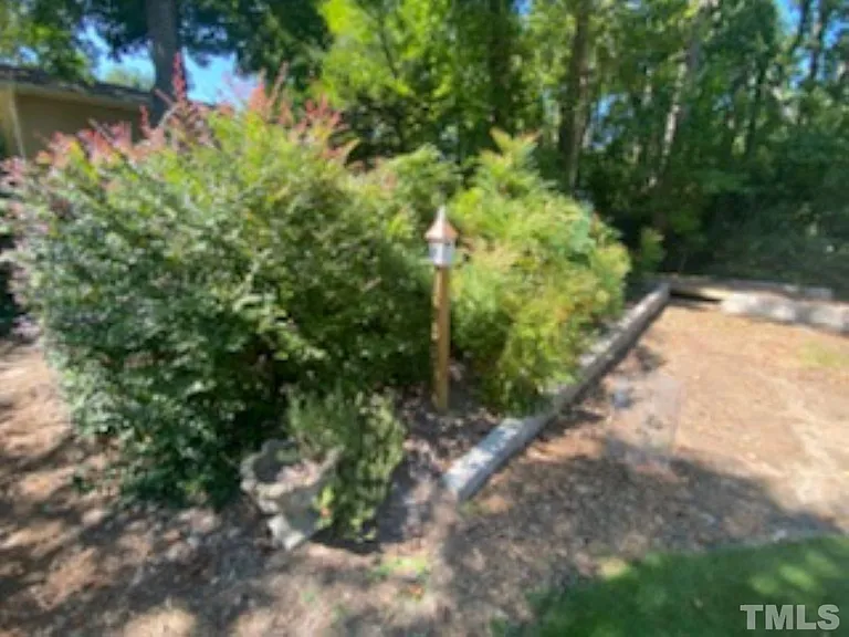 404 S Montreal Ct — Photo 11