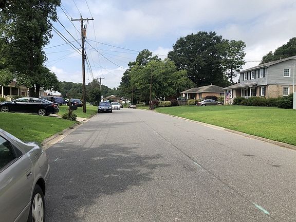 4th image of 5101 Greenbrook Dr