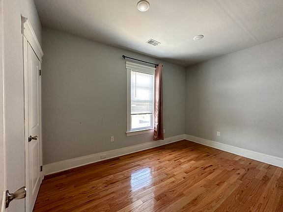 5th image of 90 Woodland Ave Floor 2
