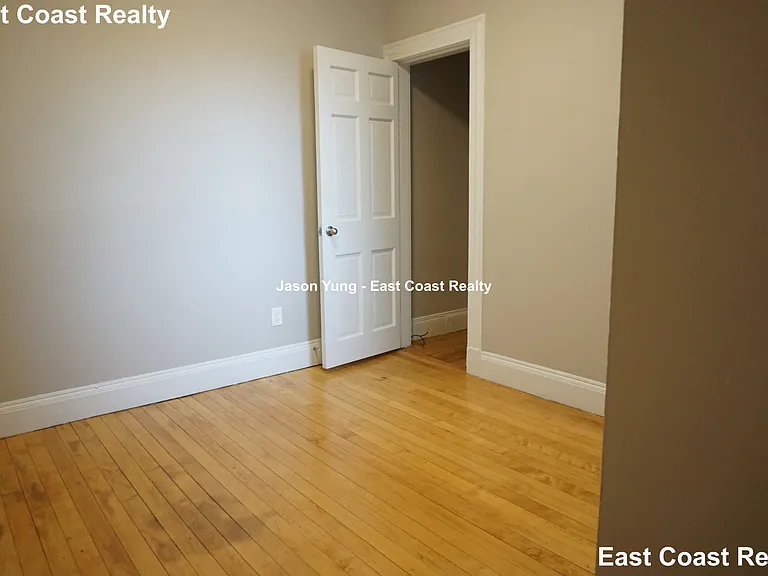 72 Gardner St #C3 — Photo 32