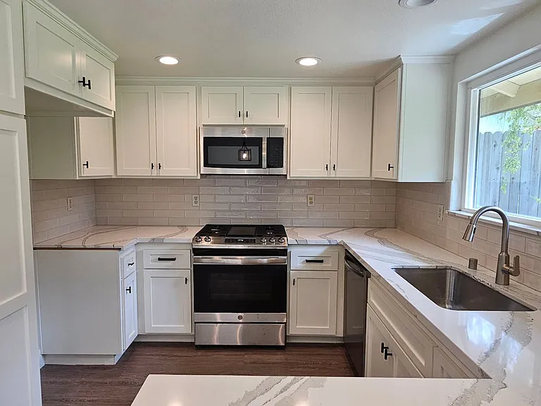1406 Oak Knoll Rd — Photo 9