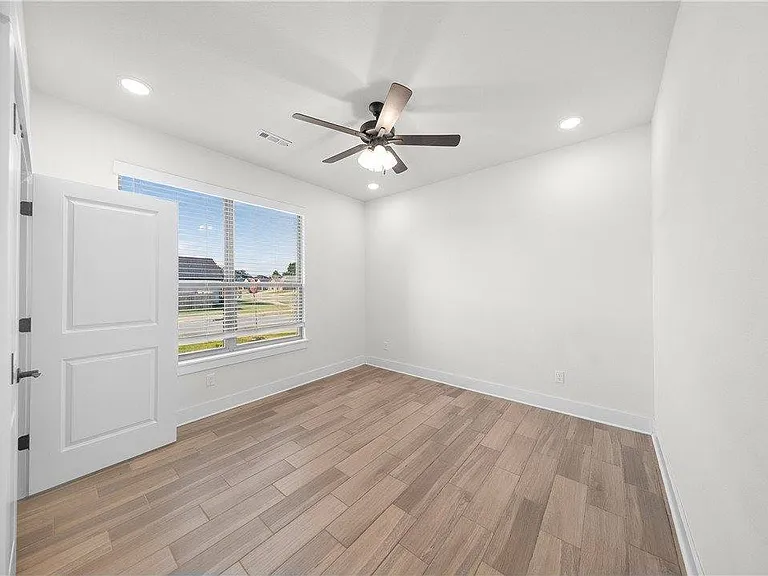 2040 Myrrh Pl — Photo 13
