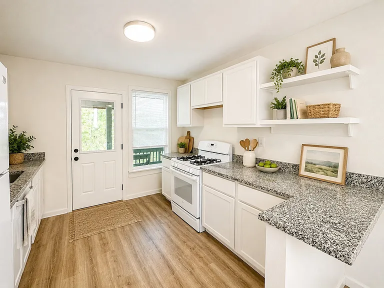 3041 Obryon St #3 — Photo 2