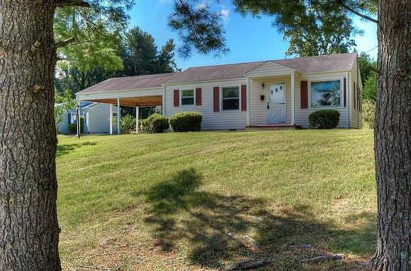 1st image of 2305 Princeton Ln