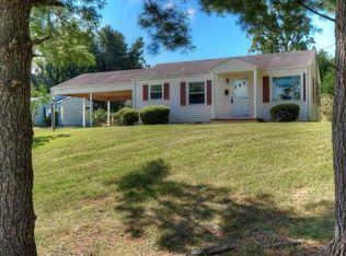 2305 Princeton Ln, Johnson City, TN 37601
