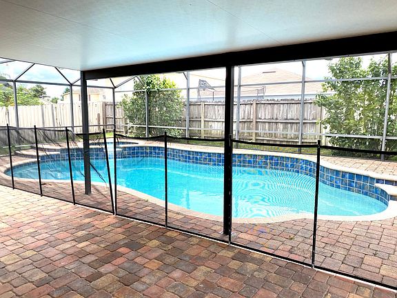 2nd image of 879 Crystal Bay Ln