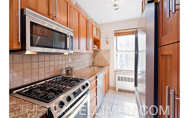 Sold by Douglas Elliman | media 10