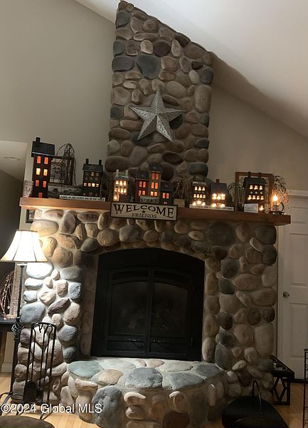 3rd image of 7 Tracy Drive