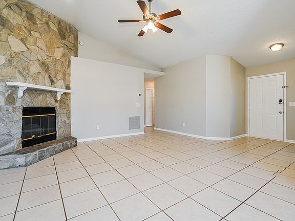 3rd image of 7947 Sweet Rose Ln