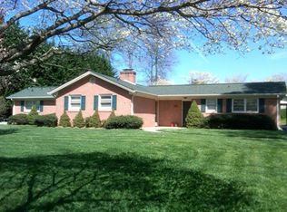 217 Wedgewood Rd, Ridgeway, VA 24148