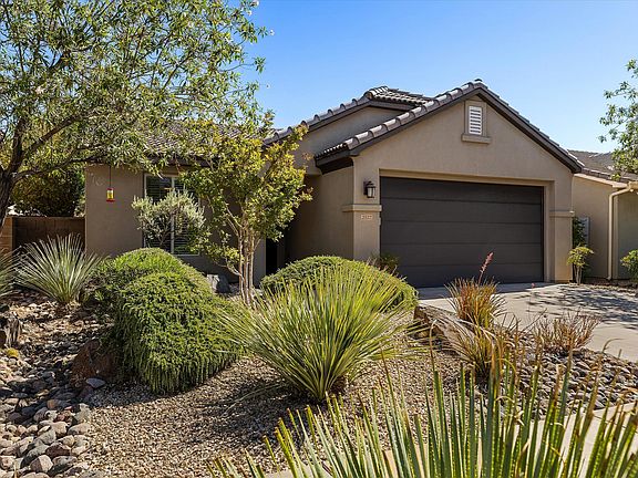 2nd image of 2577 E Hilltop Ledge Dr