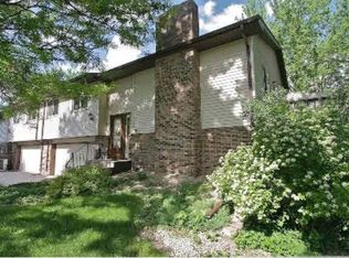 1319 Ashland Pl, Cambridge, MN 55008