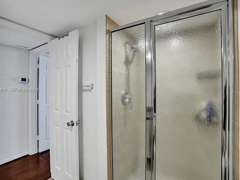 5600 Collins Ave #5R — Photo 31