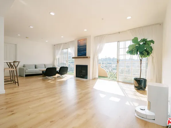 4750 Templeton St APT 1322, Los Angeles, CA 90032