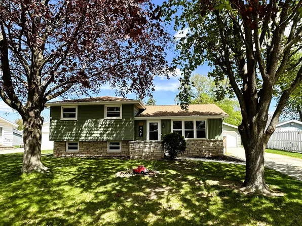 757 McArthur St, Fond Du Lac, WI 54935