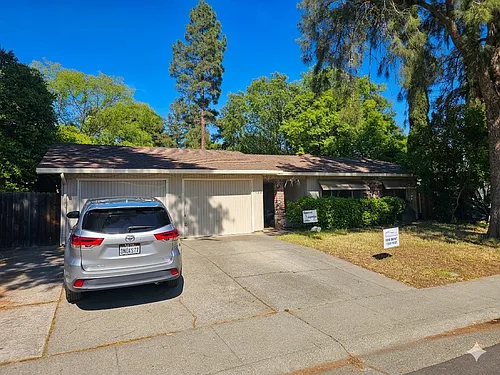 533 Scripps Dr Photo 1
