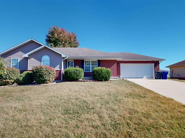 707 Prestwick Farms Rd, Sedalia, MO 65301