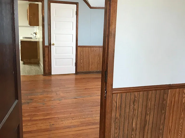 106 Patton St #UPSTAIRS — Photo 18