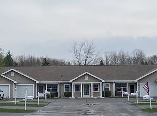 334 Wallace St #1, Combined Locks, WI 54113
