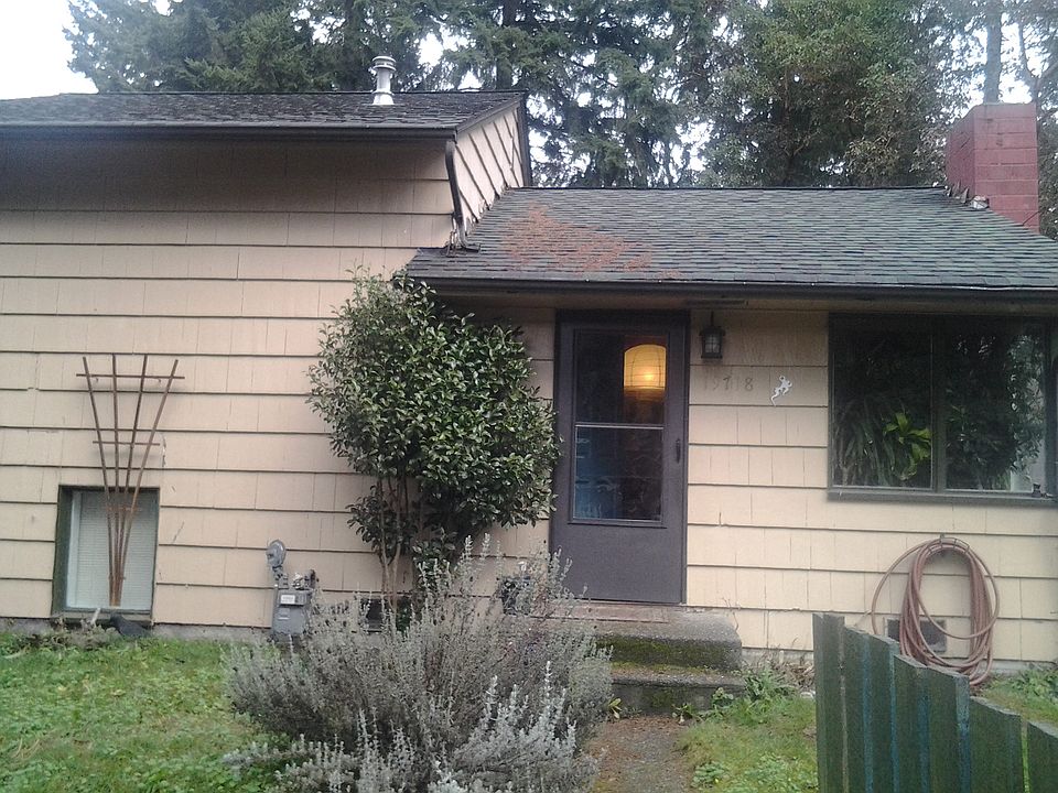 1st image of 19718 Forest Park Dr NE