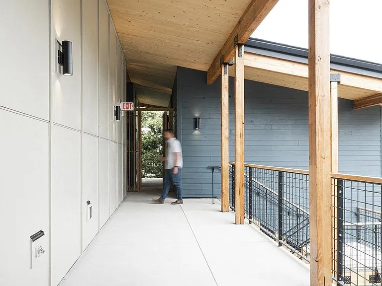 Chiles House — Photo 8