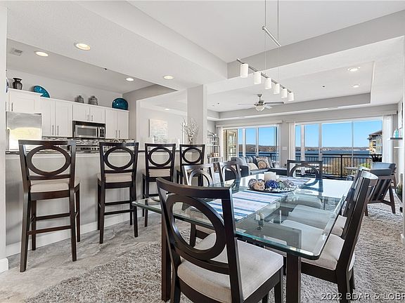 2nd image of 142 Palisades Dr #2B