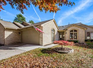 43053 W Kirkwood Dr #30, Clinton Township, MI 48038