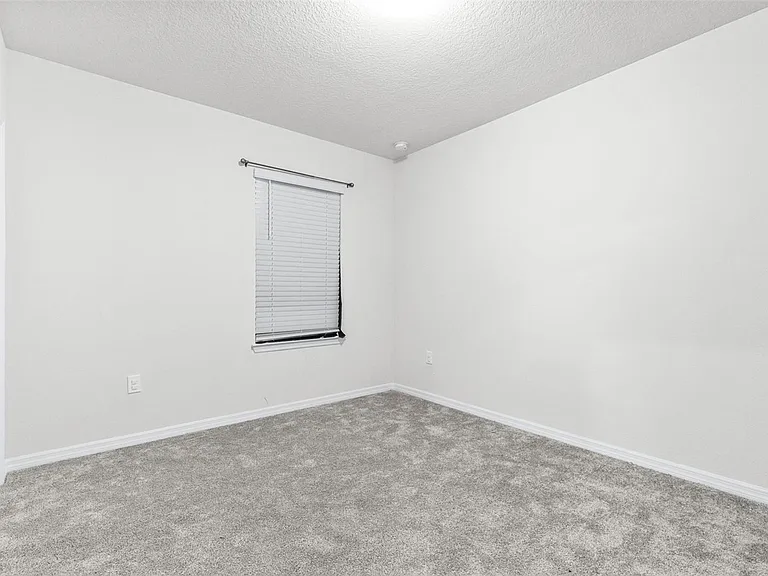 1050 Michelangelo Ln — Photo 18