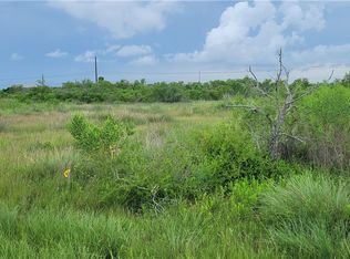 443 Forest Oak Ln, Rockport, TX 78382