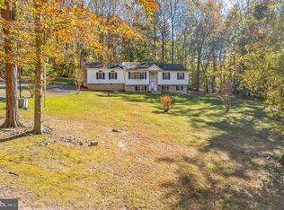 3745 Hunting Creek Rd, Huntingtown, MD 20639