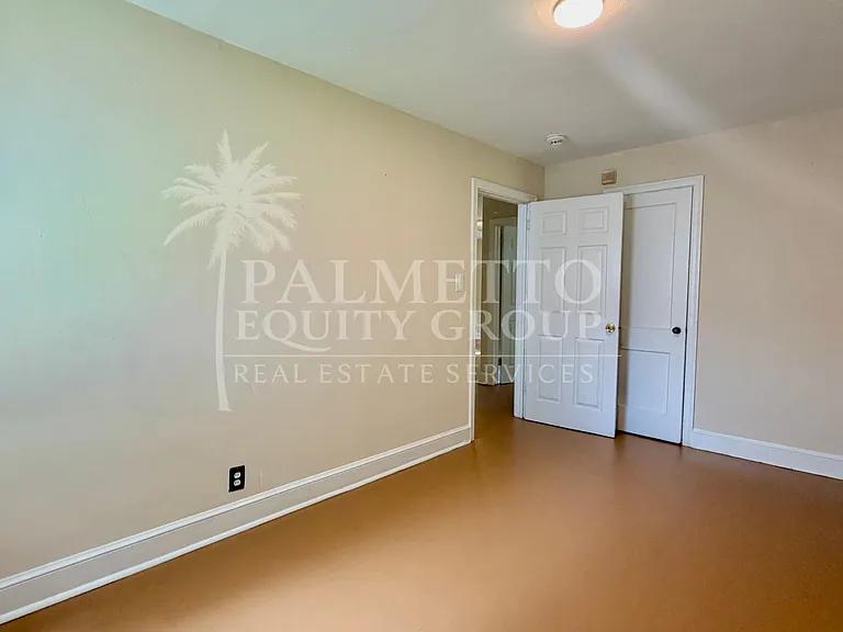 928 McCormick St — Photo 8