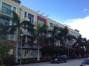 1st image of 180 NE 4th Ave APT 305