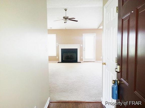4th image of 110 Haywood Dr