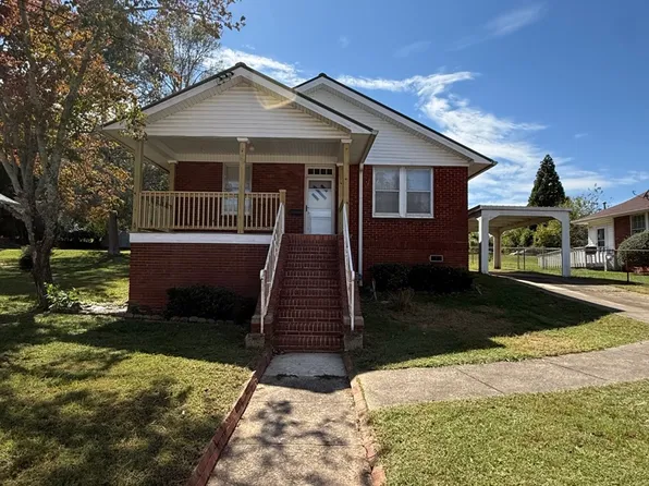 4 J Ave, Gainesville, GA 30504