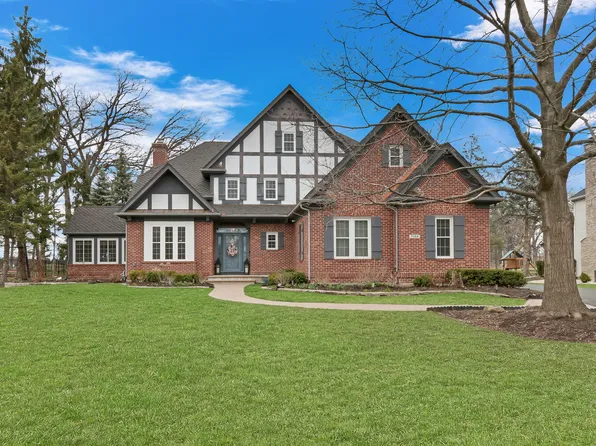 7188 Brae Ct, Gurnee, IL 60031