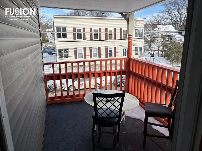 14 West St — Photo 8