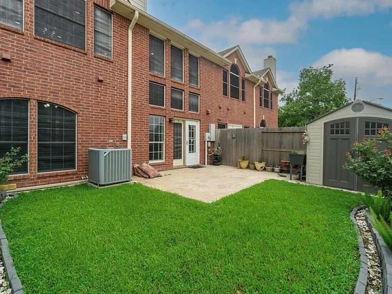 1408 S Friendswood Dr #205 — Photo 26