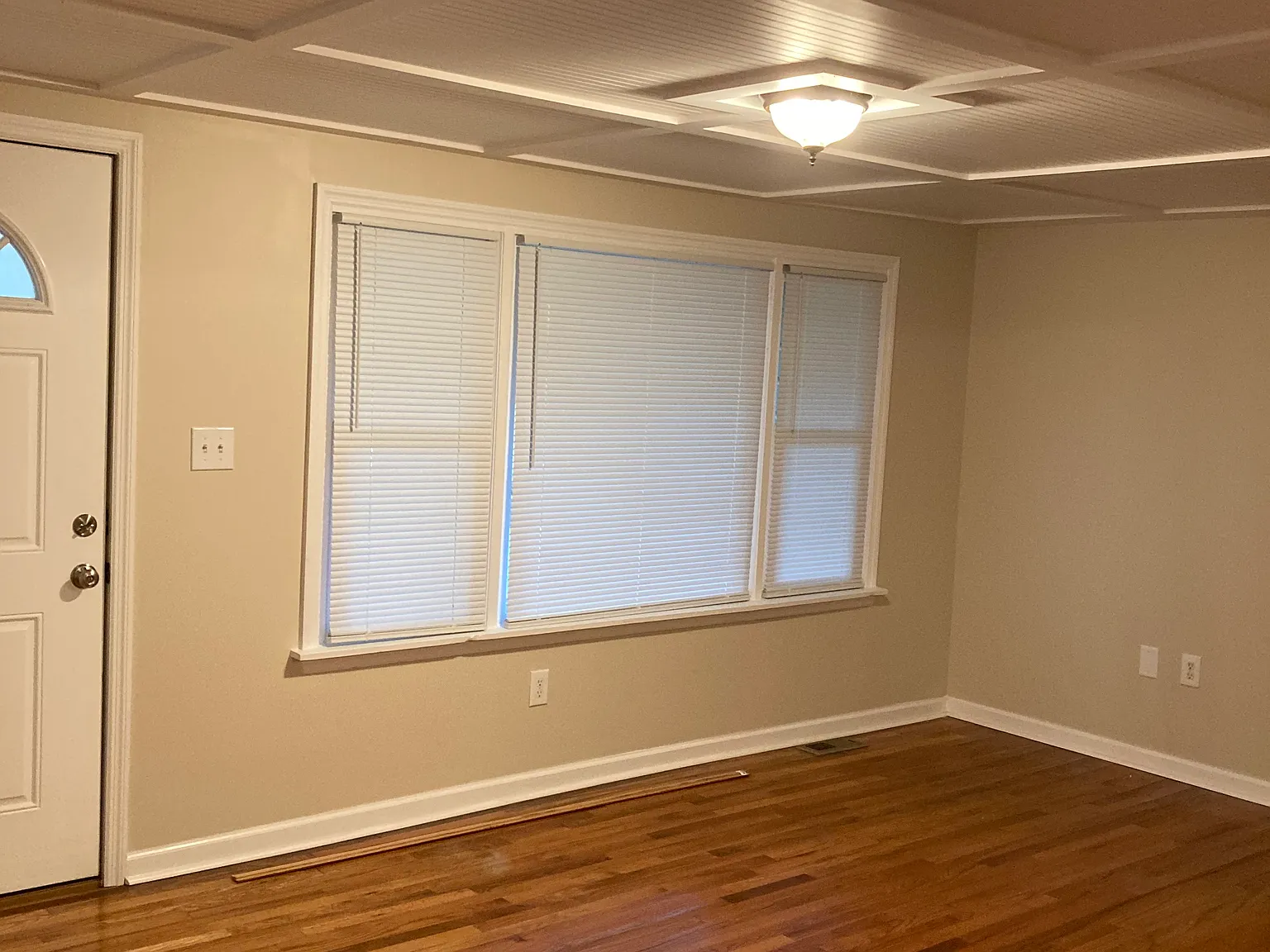 3 bed, 1020 sqft, $2,600 — Photo 4