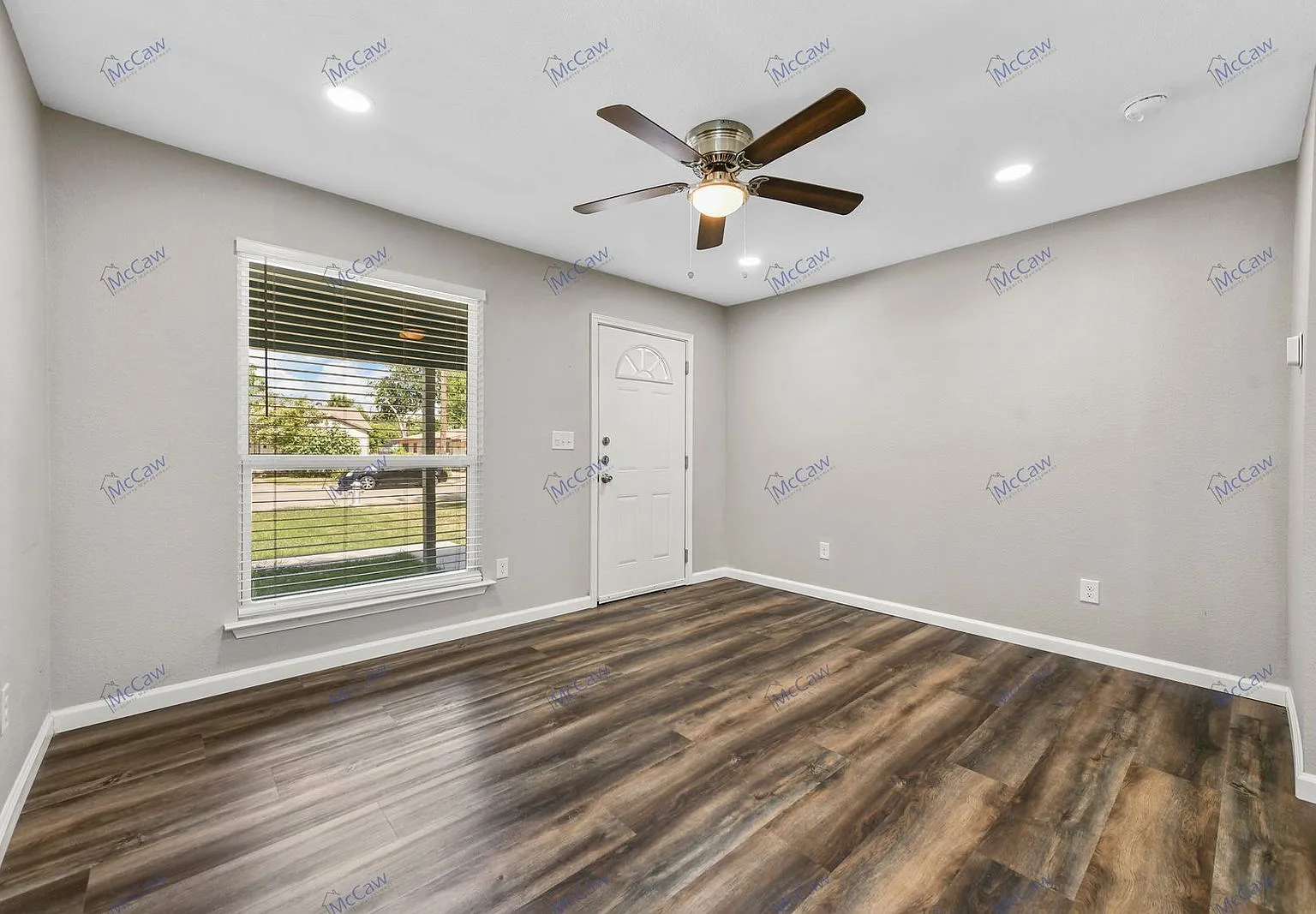1 bed, 1.0 bath, 750 sqft, $1,200 — Photo 4