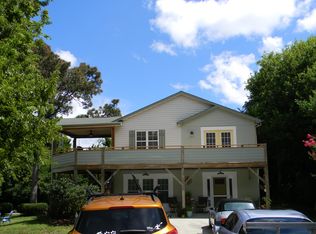 206 Live Oak St, Emerald Isle, NC 28594