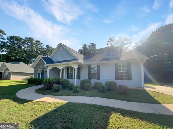 1105 Willards Way, Hampton, GA 30228