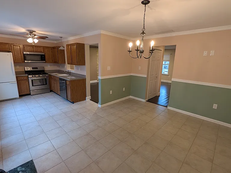 228 Birch Hollow Dr — Photo 19