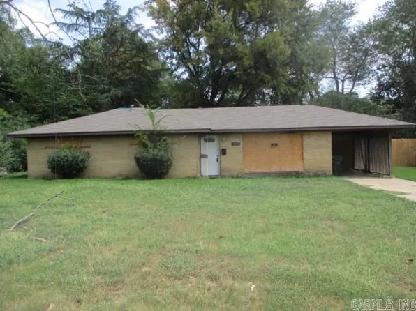 307 Sunnymeade Dr, Little Rock, AR 72205