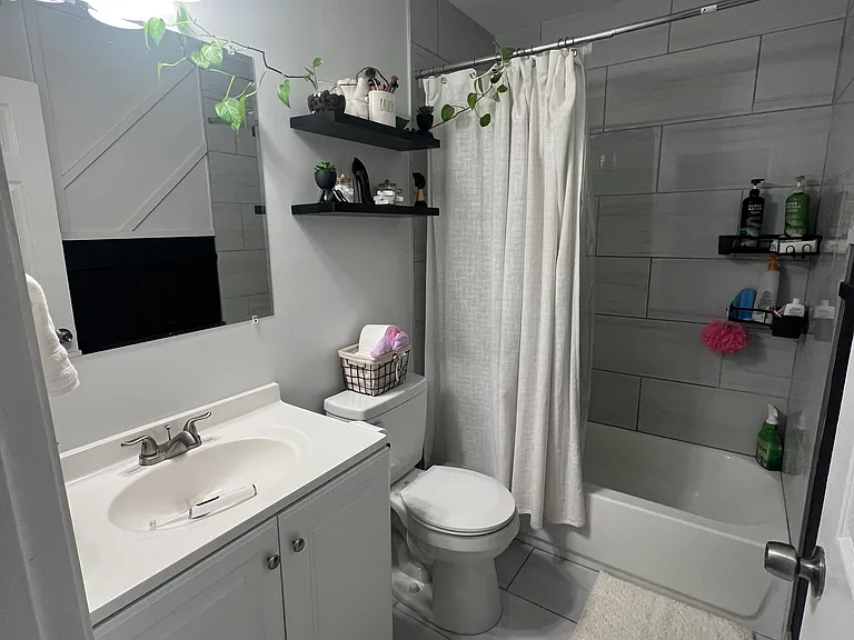 204 Dunteman Dr #302 — Photo 4