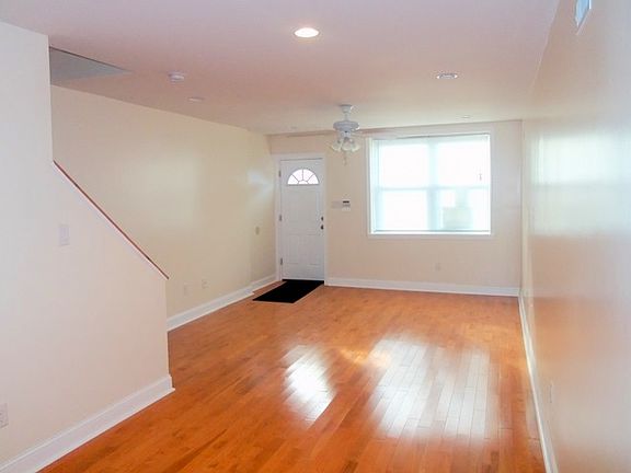 2nd image of 2025 Oakford St