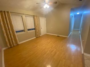 12317 Ridgemont Rd, Louisville, KY 40229